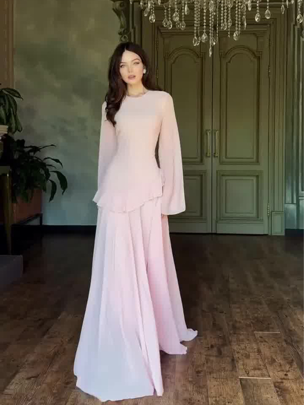 Дълга рокля с кръгло деколте и камбановидни ръкави, солиден модел, памучно-полиестърова материя, oversize силует