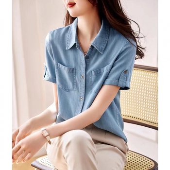 Denim särk halter-kaelaga, sirge lõige, lühikeste varrukatega, ühtlane muster, suvi 2025, linn stiil