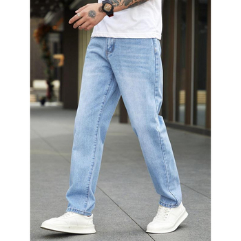 Дънки — прав силует, полиестерова смесена материя, поларена подплата, двойна талия, закопчаване с връзка