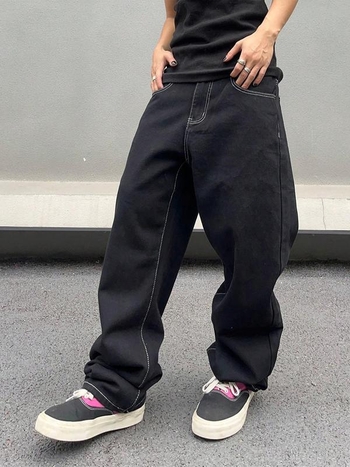 Дънки с права кройка, нисък талия, цип за закопчаване, лека модална тъкан