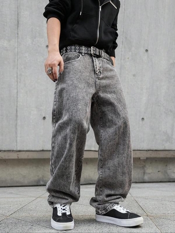 Дънки с права кройка, нисък талия, цип за закопчаване, лека модална тъкан