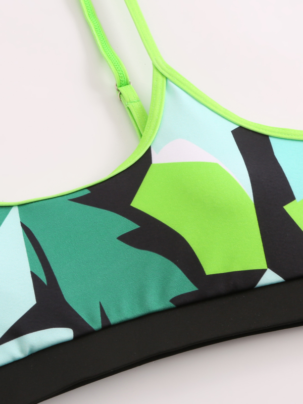 Йога 3-частен комплект: принтовано раздвоено горнище без ръкави и клин, подплънки за бюст, 90% полиестер / 10% спандекс