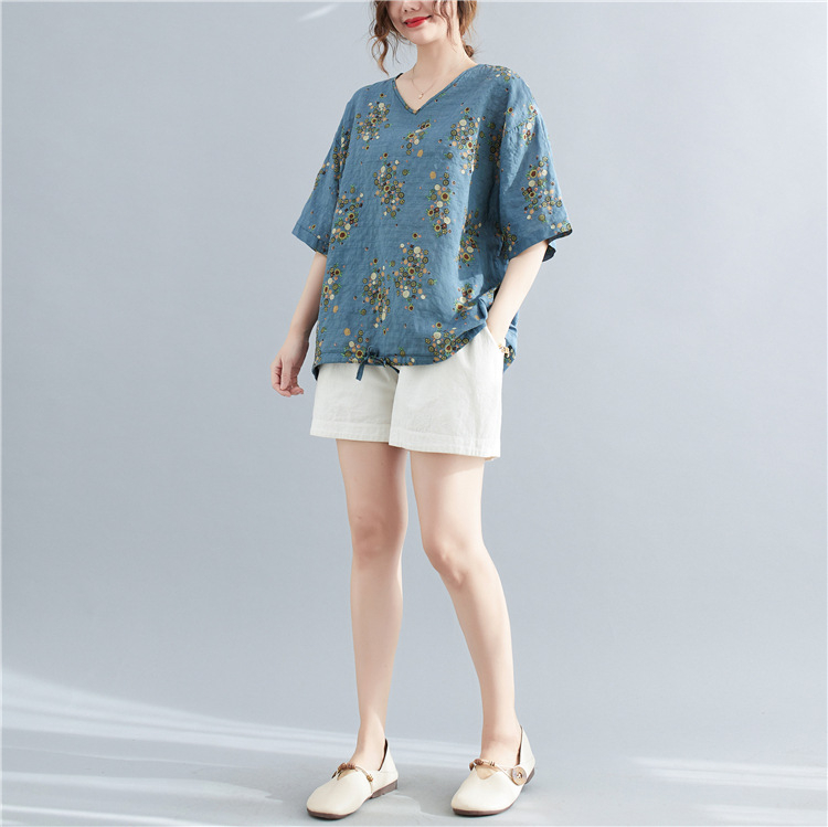 Дамска тениска от памук и лен с флорален принт, V-образно деколте, половин ръкав, печатен дизайн, ретро стил литература и изкуство