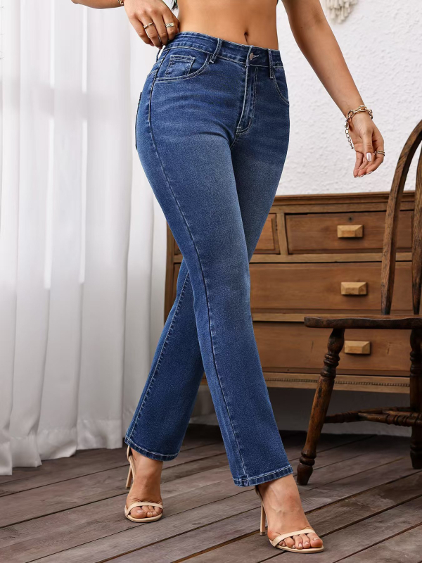 Τζιν με υψηλή ελαστικότητα, cropped στενό κόψιμο, μεσαία μέση; ύφασμα denim; βαμβάκι 50-70%; σπάντεξ <30%