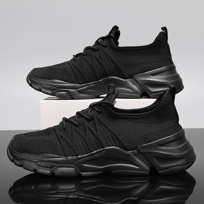 Мъжки мрежести дишащи маратонки – горна част от мрежа; дишащи; закопчаване отпред с връзки; пяна подметка