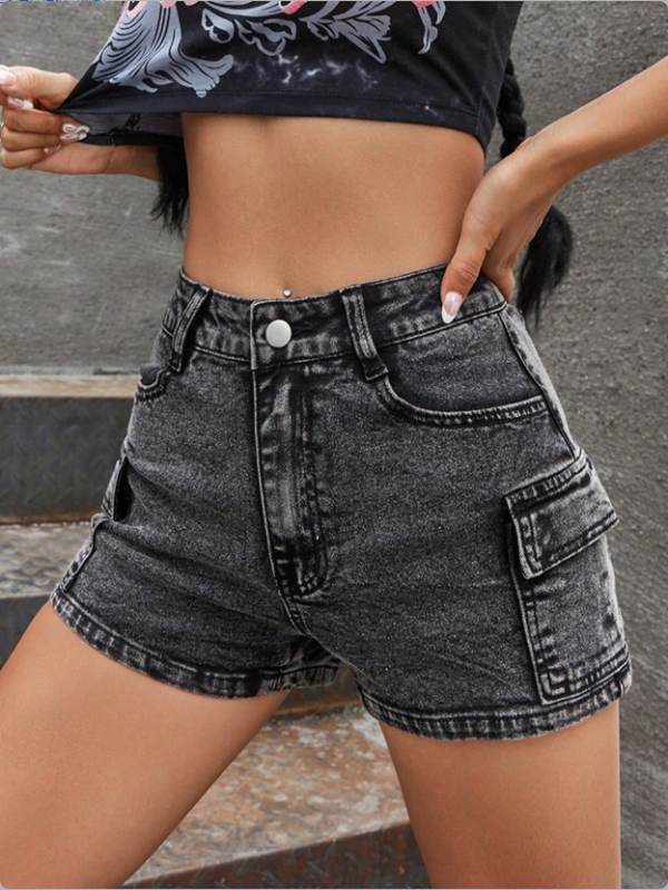 Дънкови шорти с средна талия и джобове в стил карго, деним с 90-95% памук, лека еластичност, прав силует