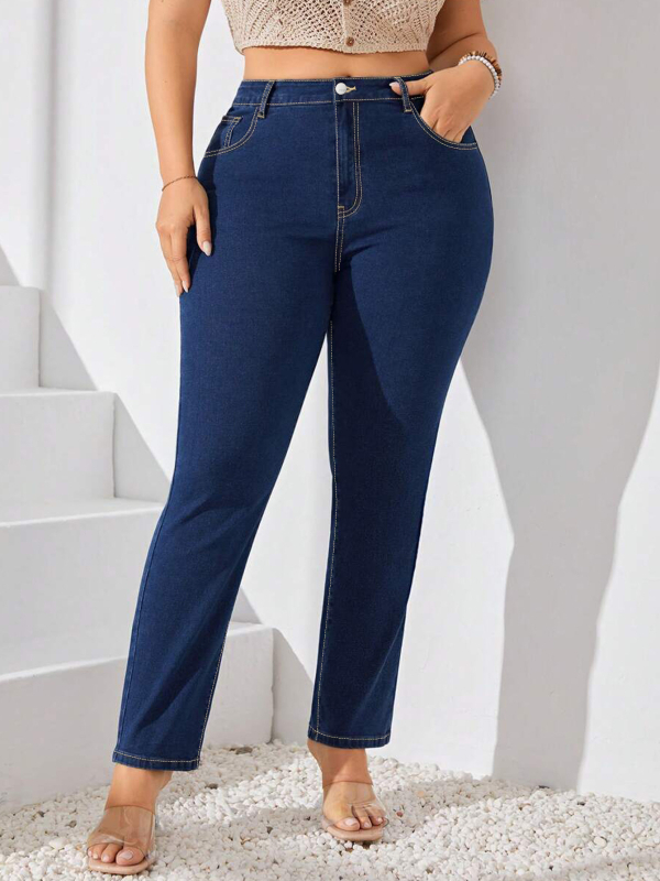 Дънки с прави крачоли и еластична материя, средно повдигната талия, деним със съдържание 50–70% памук и до 30% полиестер, средна дебелина, дълги панталони за жени