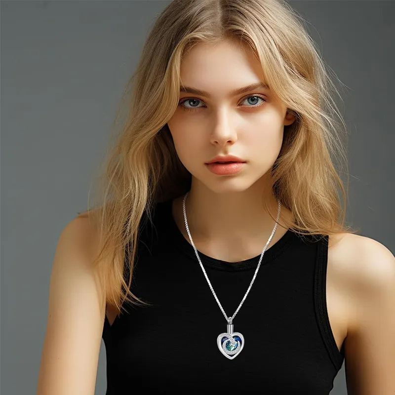 WK стоманено колие със сърцевидна урна за пепел, електроплакирано