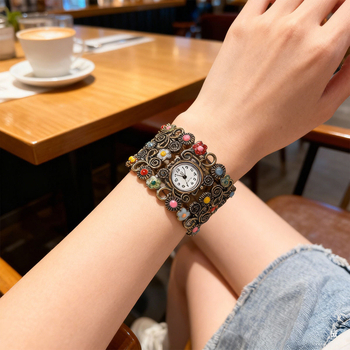 Дамски часовник с гривна, етно флорален дизайн и корейски ретро стил; кварцов механизъм Seagull Z618; корпус и каишка от цинкова сплав; възможна персонализация на лого; декоративни три стрелки