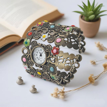 Дамски часовник с гривна, етно флорален дизайн и корейски ретро стил; кварцов механизъм Seagull Z618; корпус и каишка от цинкова сплав; възможна персонализация на лого; декоративни три стрелки