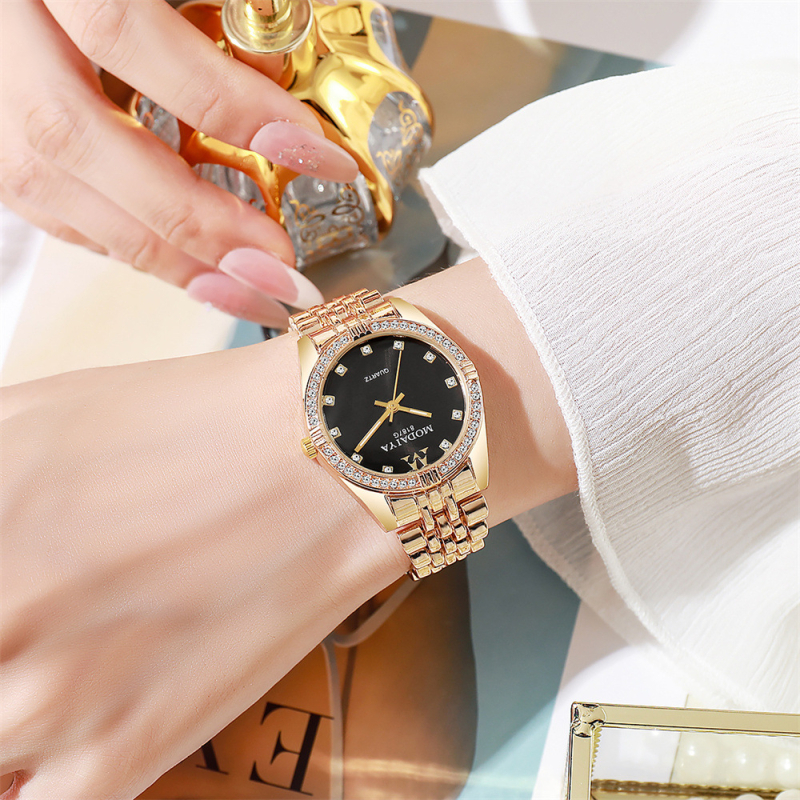 Laura naiste kvarts kell käevõru stiil - Liikumine: Kvarts, Mudel Sl68, Korpus: Sulam, Rihm: Tsink sulam