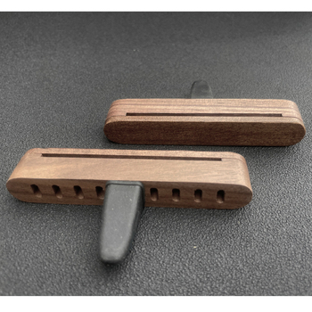 Puidust auto lõhna difuuser klipp õhuava jaoks, avatud kaanega, graveeritav logo, materjal: puit; aurustumise aeg üle 90 päeva