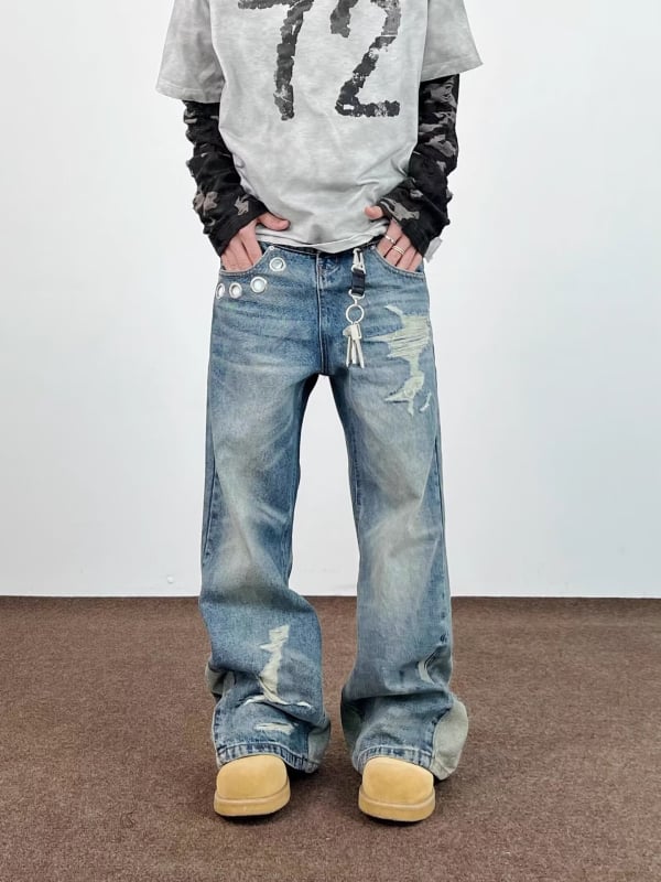 Дънки, свободна кройка, патчворк и distressed, деконструиран дизайн, средна талия, цип, памучен деним, микроеластичност, леко разширени крачоли