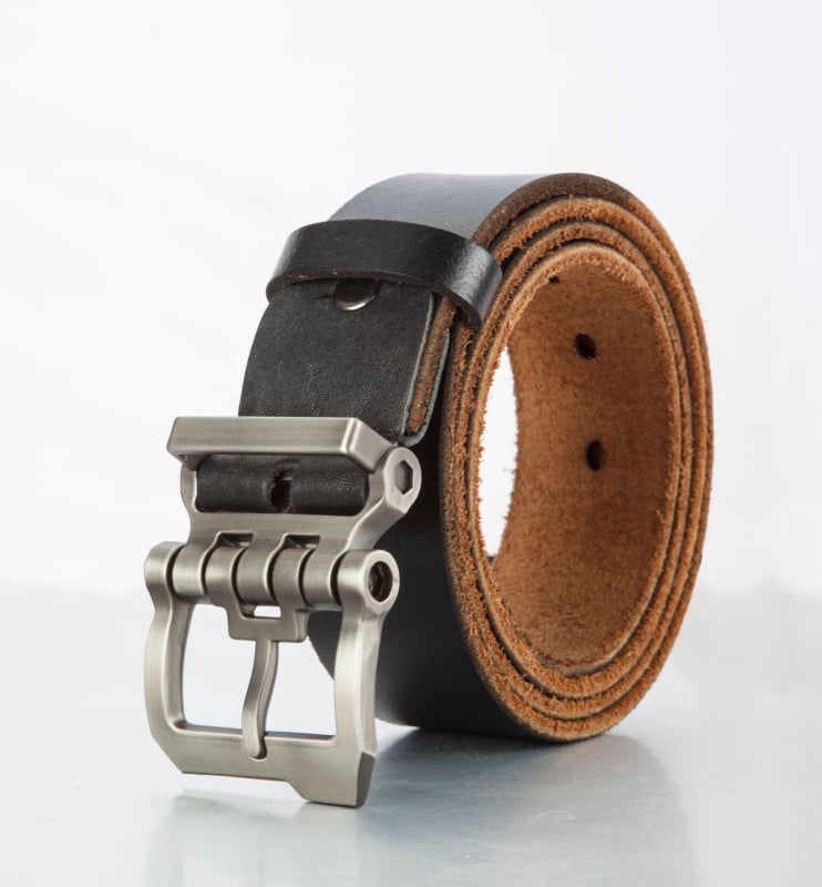 Мъжки колан, първокласна телешка кожа, катарама от сплав, закопчаване с пин, tanning обработка, пролет 2025