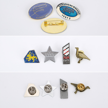 Metallist märgis kohandatud logoga, tsink sulam, die-casting valatud, kinnitus: liblikaklamber, nõel või nupud, kinkekarp