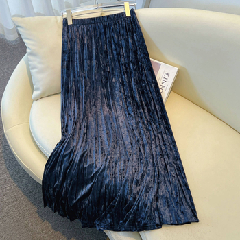 Плисирана пола с миди дължина, елегантен силует, полиестер-ацетатова смес (80–90% полиестер; <30% ацетат), микроеластичност, есенно-зимна колекция 2025