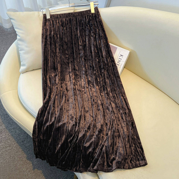 Плисирана пола с миди дължина, елегантен силует, полиестер-ацетатова смес (80–90% полиестер; <30% ацетат), микроеластичност, есенно-зимна колекция 2025