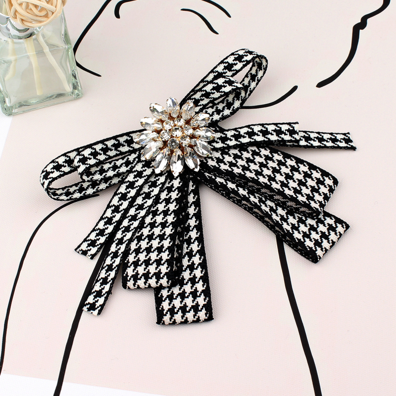 Segė su drugelių mazgu, siuvinėjama medžiaga, moteriškas Europos ir Amerikos stilius