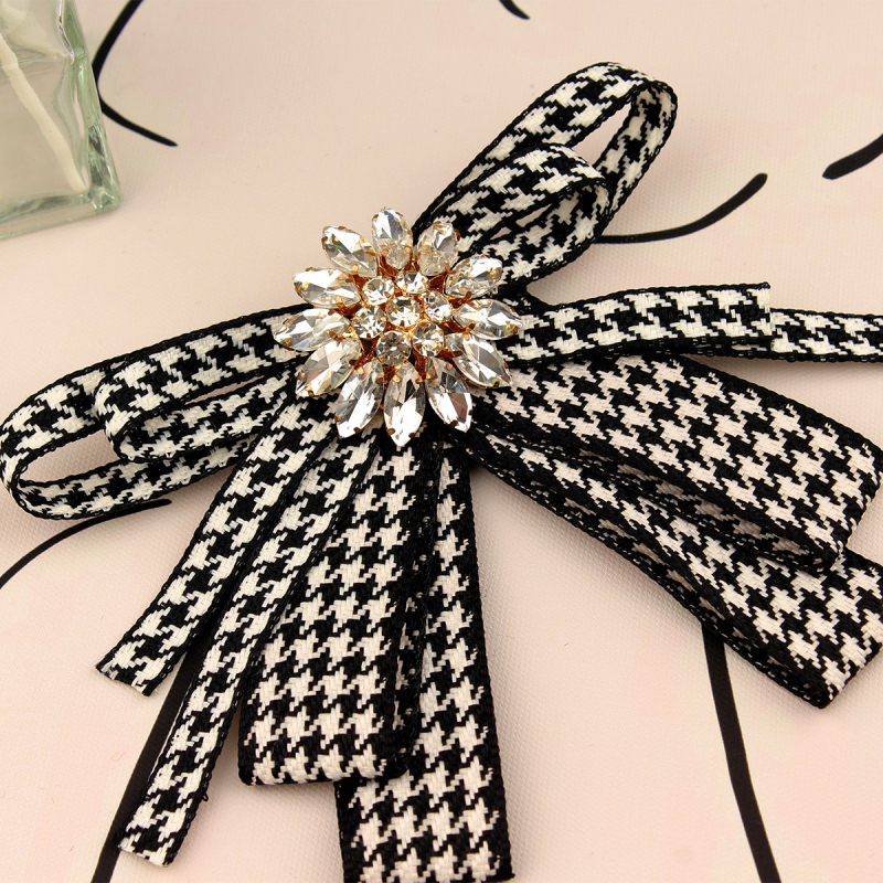 Segė su drugelių mazgu, siuvinėjama medžiaga, moteriškas Europos ir Amerikos stilius