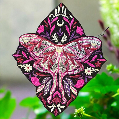 Персонализирани бродирани нашивки за облекло — Материал: прежда за бродерия; Форми: правоъгълник, кръг, елипса, многоъгълник; Шаблони: букви, карикатури, спорт; Приложение: облекло