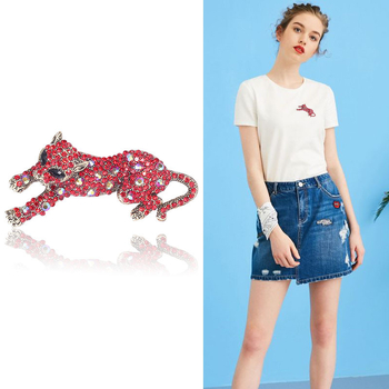 Брошка - гепард с кристали, корейски стил, дамски аксесоар, сплав, диамантено покритие