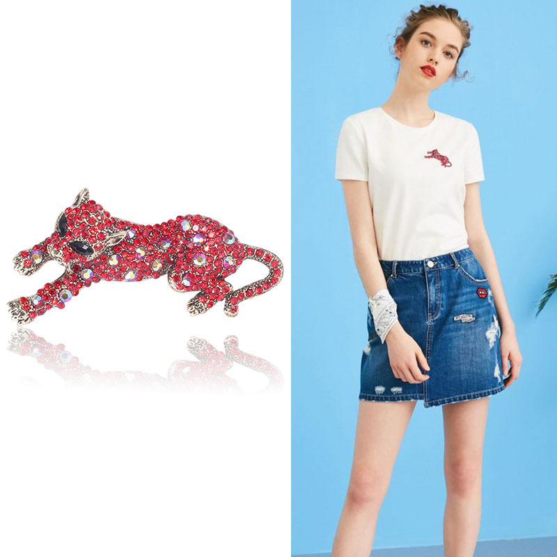 Брошка - гепард с кристали, корейски стил, дамски аксесоар, сплав, диамантено покритие