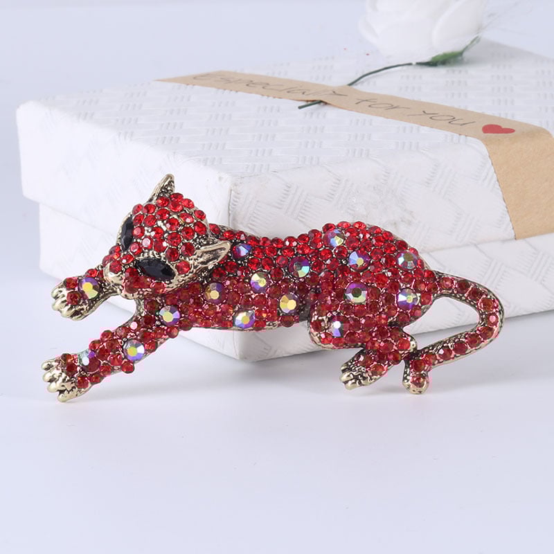 Брошка - гепард с кристали, корейски стил, дамски аксесоар, сплав, диамантено покритие