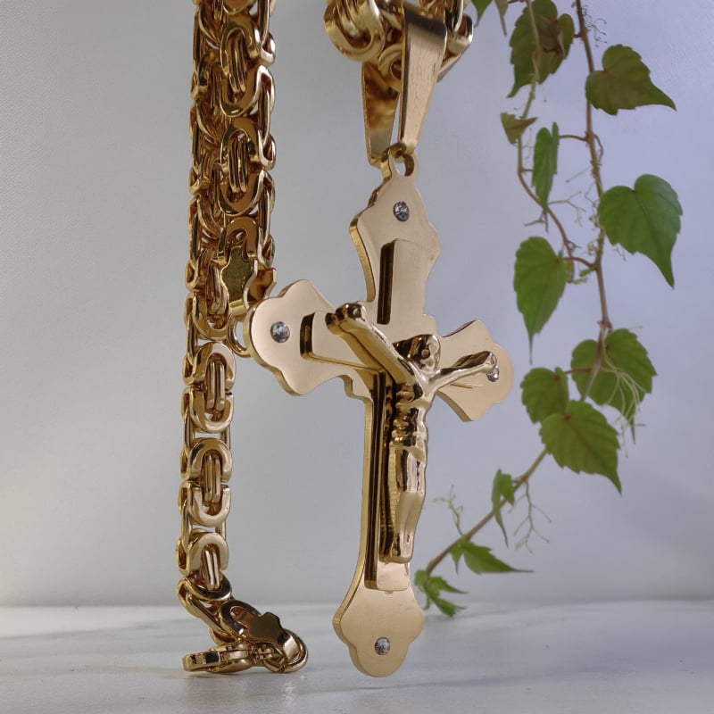 Колие от неръждаема стомана Limon – геометричен дизайн, кръст с диаманти, електроплатирано