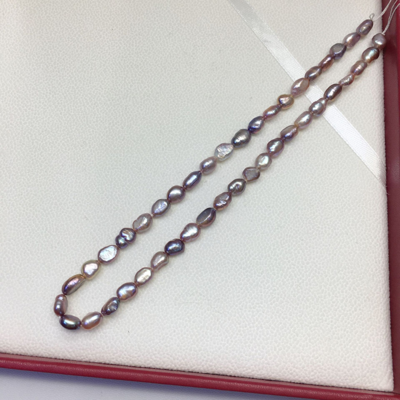 Барокови мъниста от прясна безядрена перла със правоотворна дупка; марка Purple Moon; вид перли: прясна безядрена; Тип: мъниста; Сертификат: няма; Поддръжка след покупка: подкрепа за повторна инспекция.