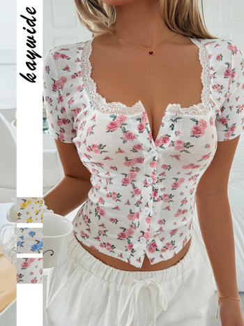 Тениска с флорална дантела, къс ръкав, квадратно деколте — тъкана материя, полиестер и еластан, тясна кройка