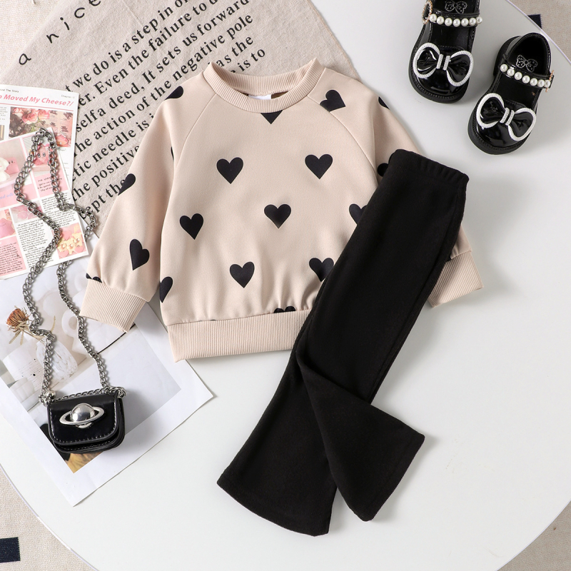 Kaheosaline laste komplekt: pikkade käistega pusa ja püksid südame mustriga, puuvill-poliesteri segu, kapuutsita