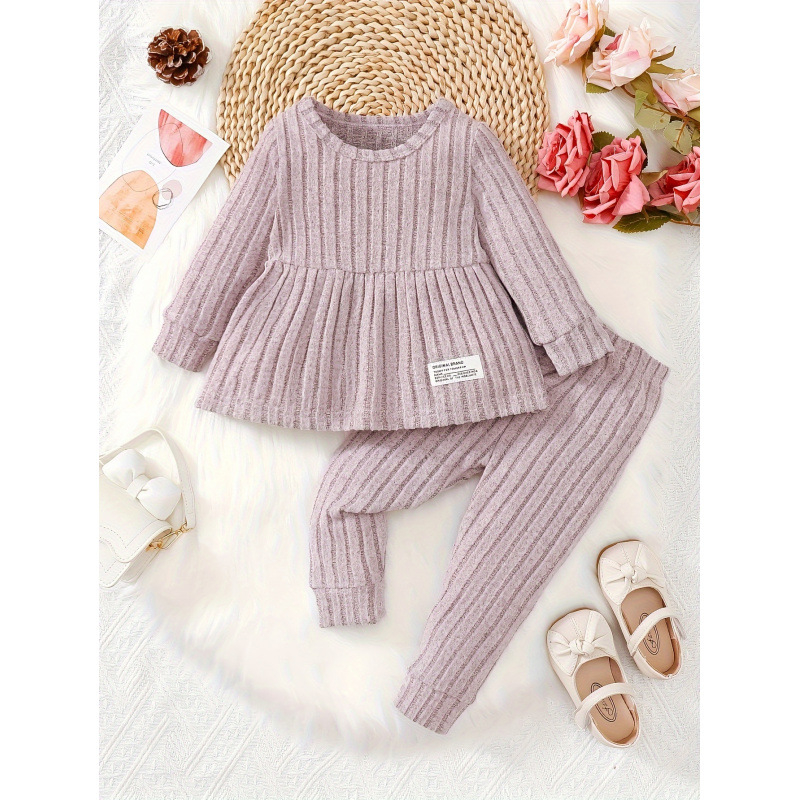 Детски костюм с панталони – сладък стил, плат от регенерирана целулоза, есенно-зимна колекция 2026.