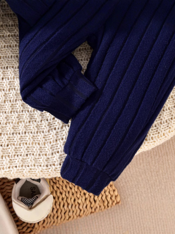 Ддетски двучастков трикотажен комплект с ивици и патчворк, дълъг ръкав топ и панталони, за деца 1–3 години (есен).