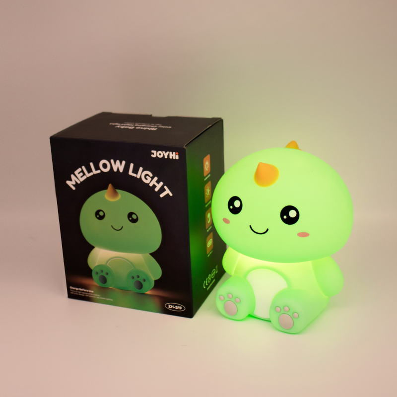 Lastele mõeldud öövalgust, kuusnurkne kujundus loomamotiividega (dinozaur ja mesilane), silikoonist abažuur, Type-C toide, joonisfilmistiilis, tööiga üle 100000 tunni