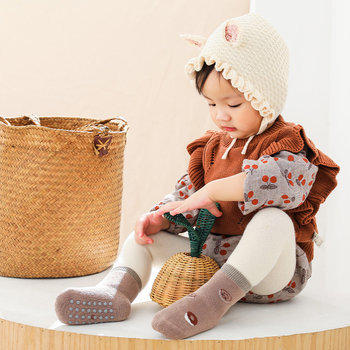 Детски чорапи за под, удебелени терри, с карикатурен принт, противохлъзгаща повърхност, дишащи и топли, съдържат 80% памук