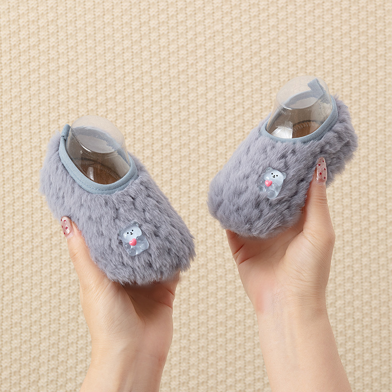 Детски чорапи за под с мека подметка за вътрешна употреба, карикатурен дизайн, полиестер, къс маншет, дебели, зима