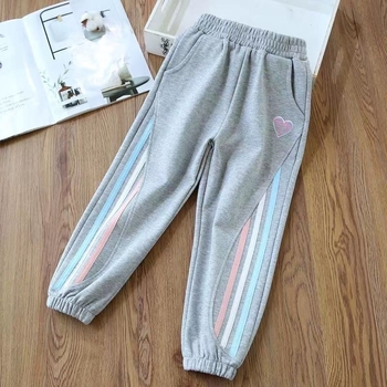 Момичешки спортни панталони с поларено вътрешно лице, памук-полиестер смес 31–50%, средна талия, копче и цип, пролет 2025