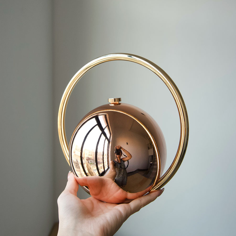 Akrüülkõrvakäekott marmormustriga, sfääriline õhtukott lukustusega, vooderita, sisemine dokumendikott