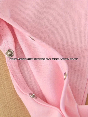 Vastsündinute romper südameprinti ja krooni, kootud polüester 95%, pikad varrukad, eesmine nupupugude sulgemine, kevad-sügisk, vanus 0–1 aasta