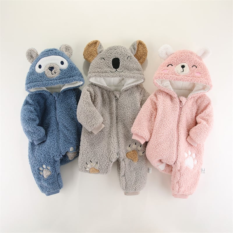 Унисекс бебешки гащеризон Teddy Velvet, quilted дизайн, дебел зимен слой, дълги ръкави, качулка с фиксирана шапка, цип