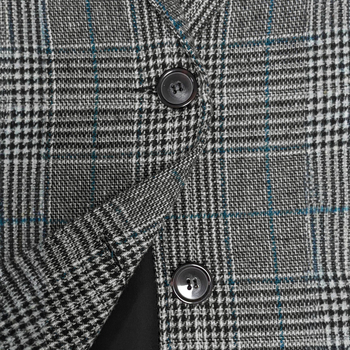 Жакет от полиестер с еластан, каре принт, свободен крой, еднобортен с две копчета, есен 2025