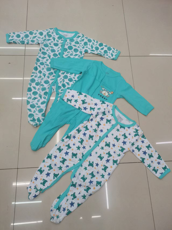 Памучен бебешки гащеризон – 3-частен комплект, дълги ръкави и закрити крачета, унисекс, без качулка, с мотиви мультяшно зайче, цветя и пеперуди