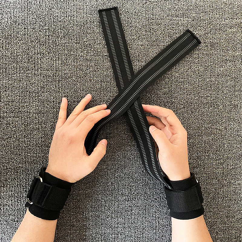 Steppenwolf гривна за китка за тежести — издръжлива неопрен-полиестерна смес, регулирам натиск, защита на китката, универсално пасване