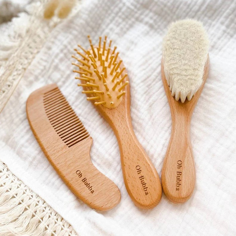 Гребен за здраве - Материал: бук; Форма: цвете; За обикновени потребители; Частни марки налични