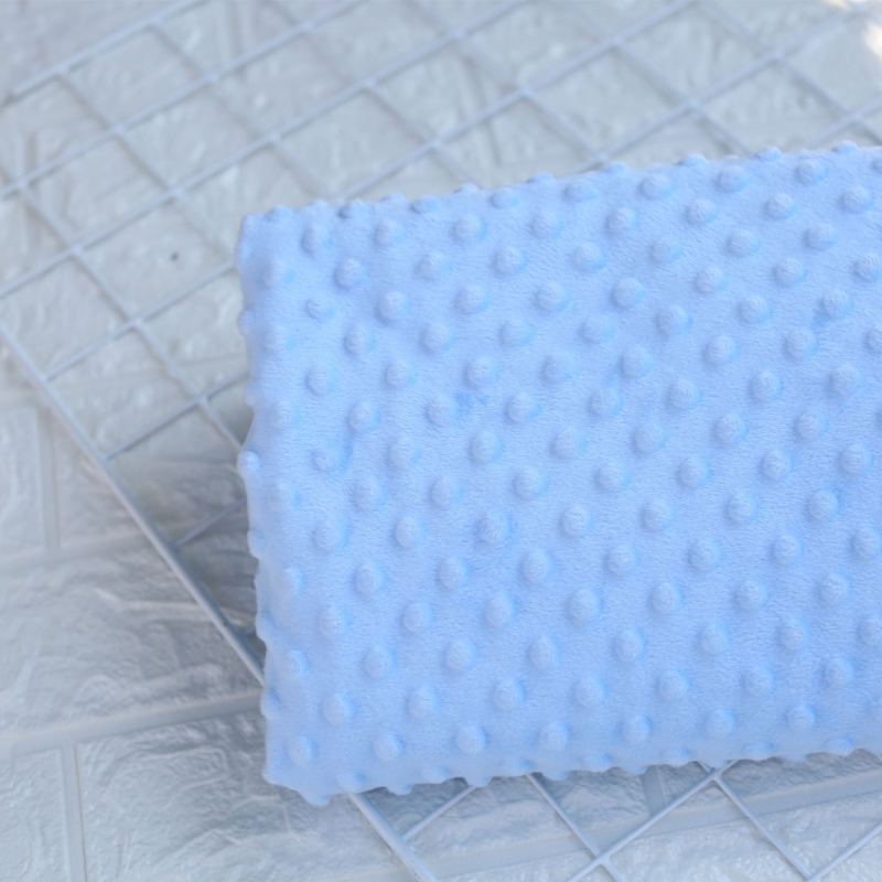 Бебешко одеяло — химическо влакно, 300–500 г, за новородени и деца до 6 г., четири сезона, модерен минималистичен стил