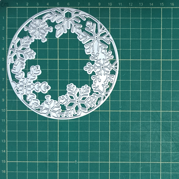 Матрица за рязане 7127, кръгла рамка със снежинка, метал (железо), гравирана, DIY ръчна изработка