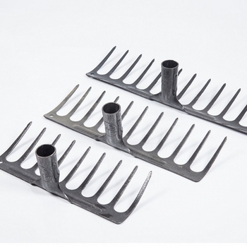 Цялостно стоманено закалено плоско гребло с интегрирана конструкция за разрохване на почвата