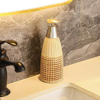 Козметично шише за емулсии — европейски стил, конусовидно, керамично