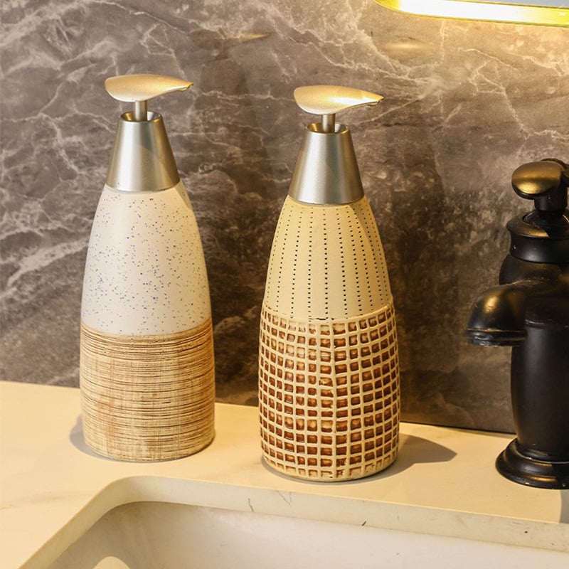 Козметично шише за емулсии — европейски стил, конусовидно, керамично