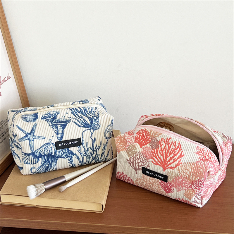 Козметична чанта от полиестер с флорален принт, голям капацитет, подплата от платно, портативна за пътуване